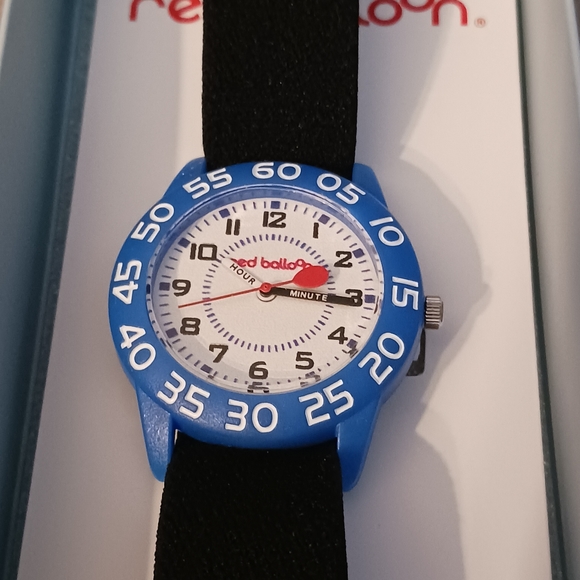 NEW! RED BALLOON TEACHING WATCH - Picture 3 of 7